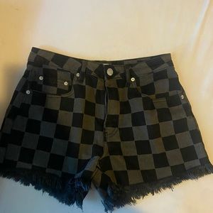 Rue 21 checkered shorts size 9